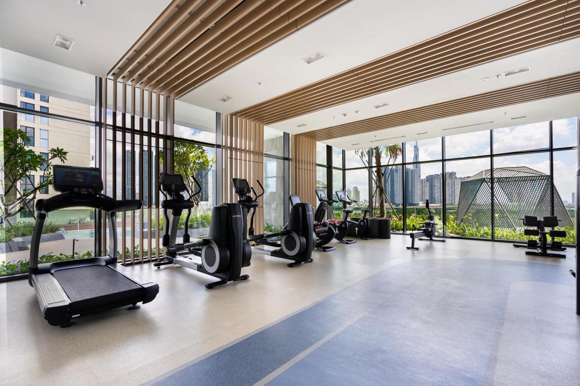 The Metropole -Complex "Opera, Crest, Galleria " -Free Pool-Gym-Sauna Room-Yoga Room Cidade de Ho Chi Minh Exterior foto